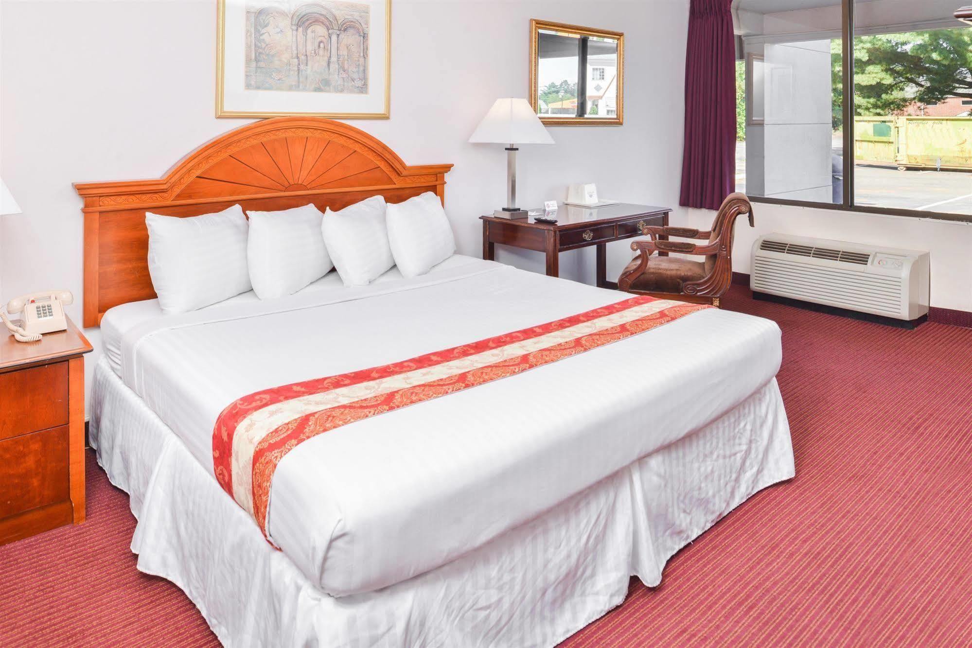 Norge Americas Best Value Inn מראה חיצוני תמונה