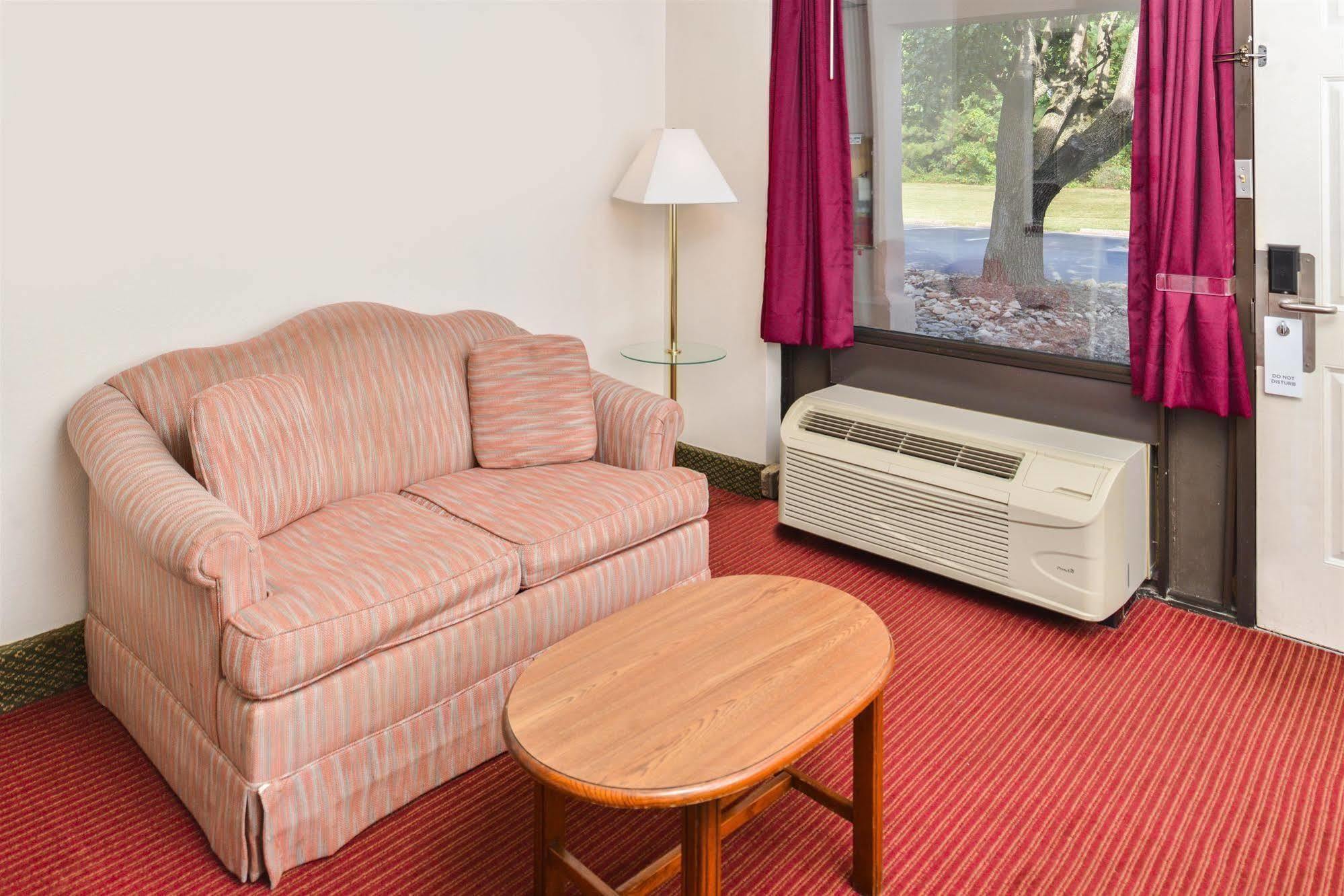 Norge Americas Best Value Inn מראה חיצוני תמונה